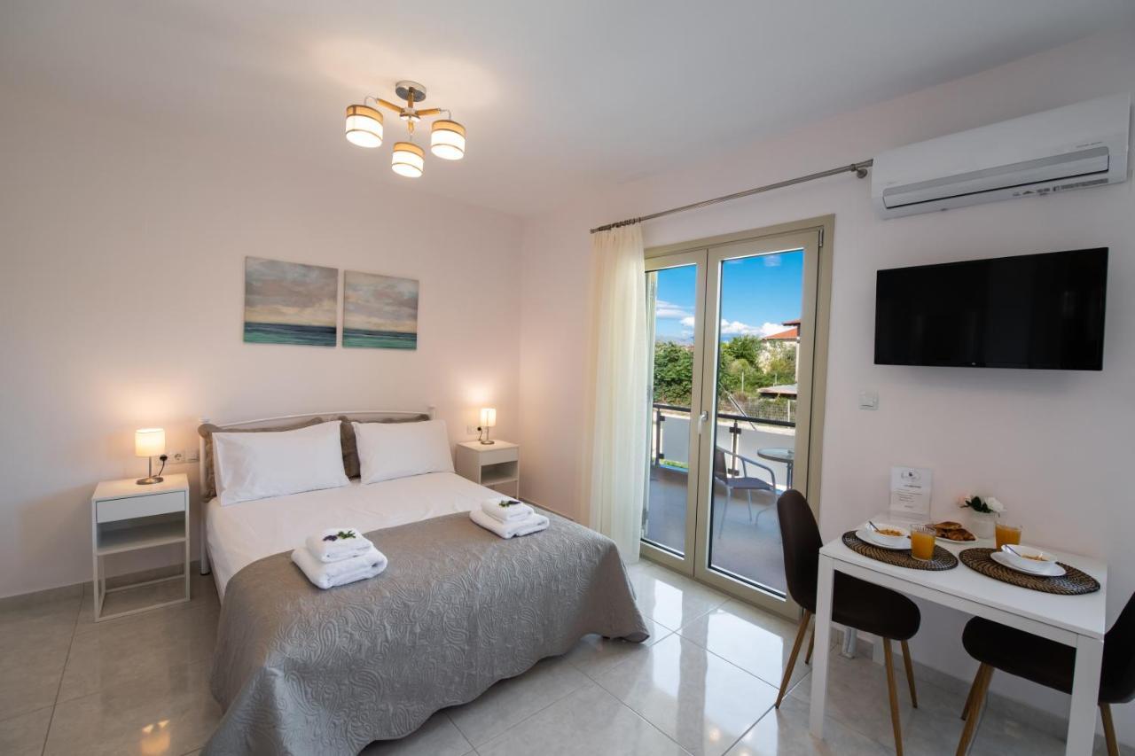 Bounatsa Studios & Apartments Nydrí Eksteriør bilde