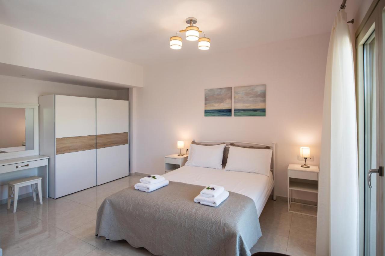 Bounatsa Studios & Apartments Nydrí Eksteriør bilde